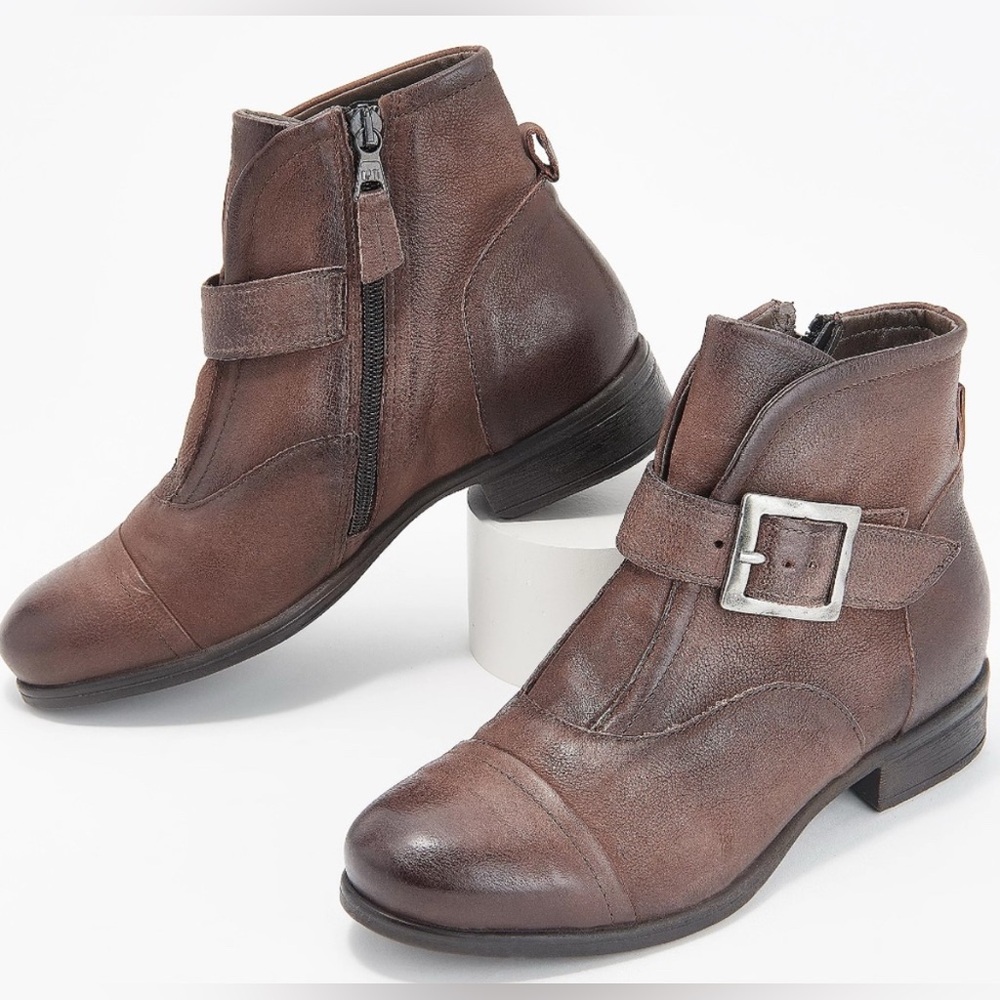 Miz Mooz Siggy Leather Buckled Ankle Boots in Brown.โ